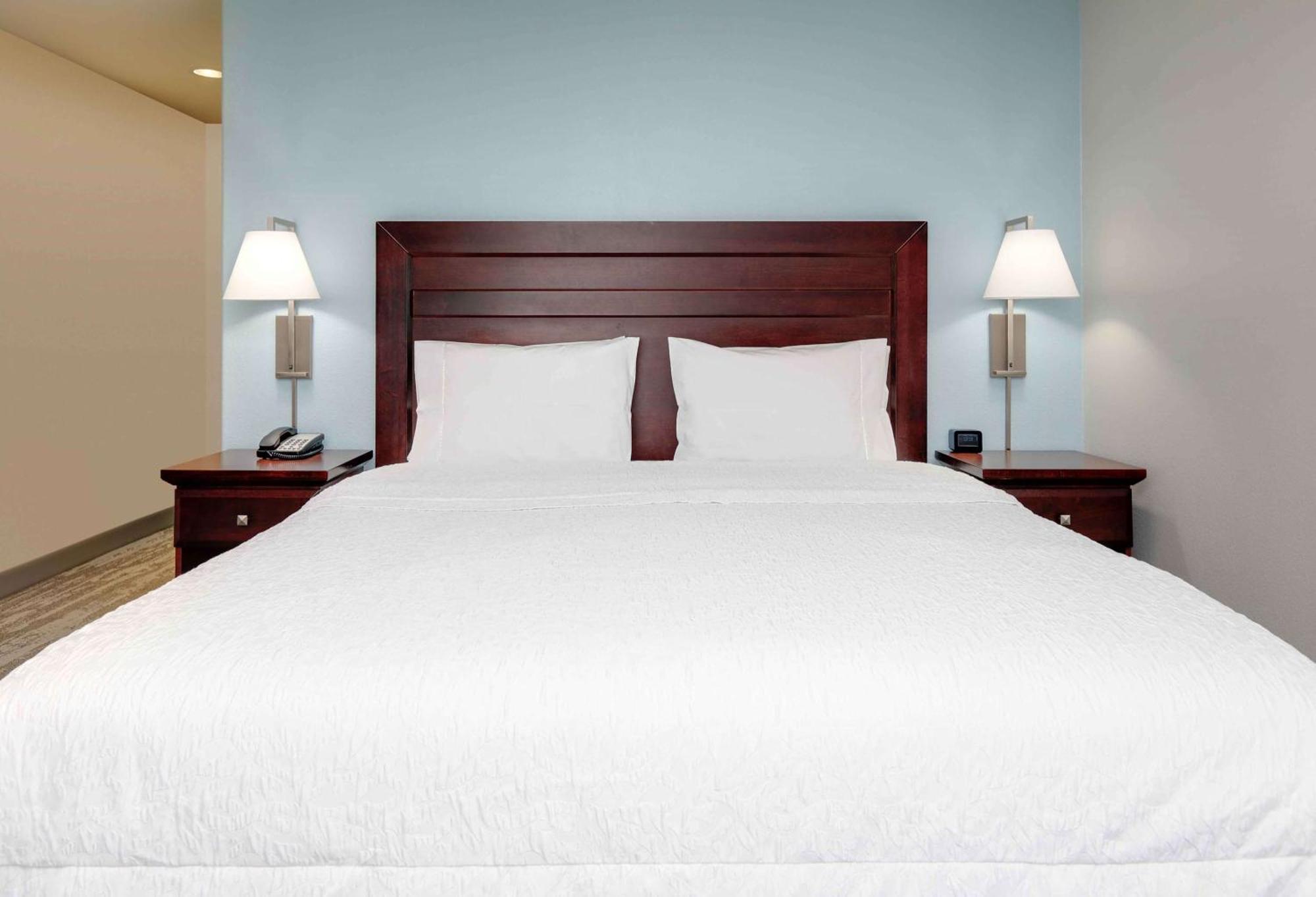 Hampton Inn & Suites Dallas-Arlington-South Zewnętrze zdjęcie