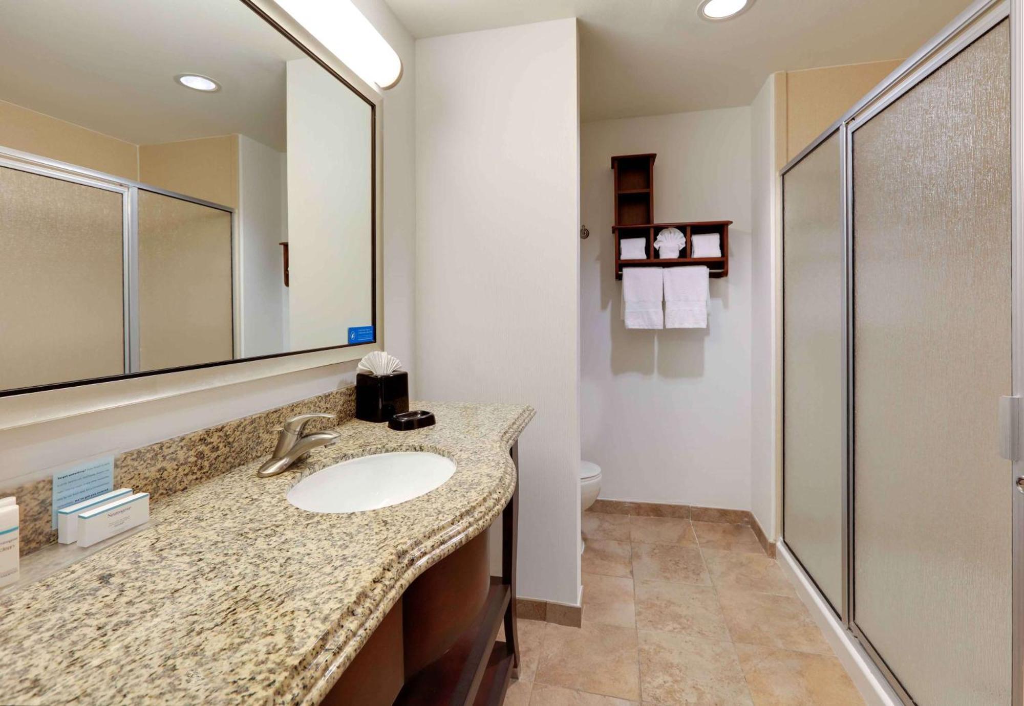 Hampton Inn & Suites Dallas-Arlington-South Zewnętrze zdjęcie