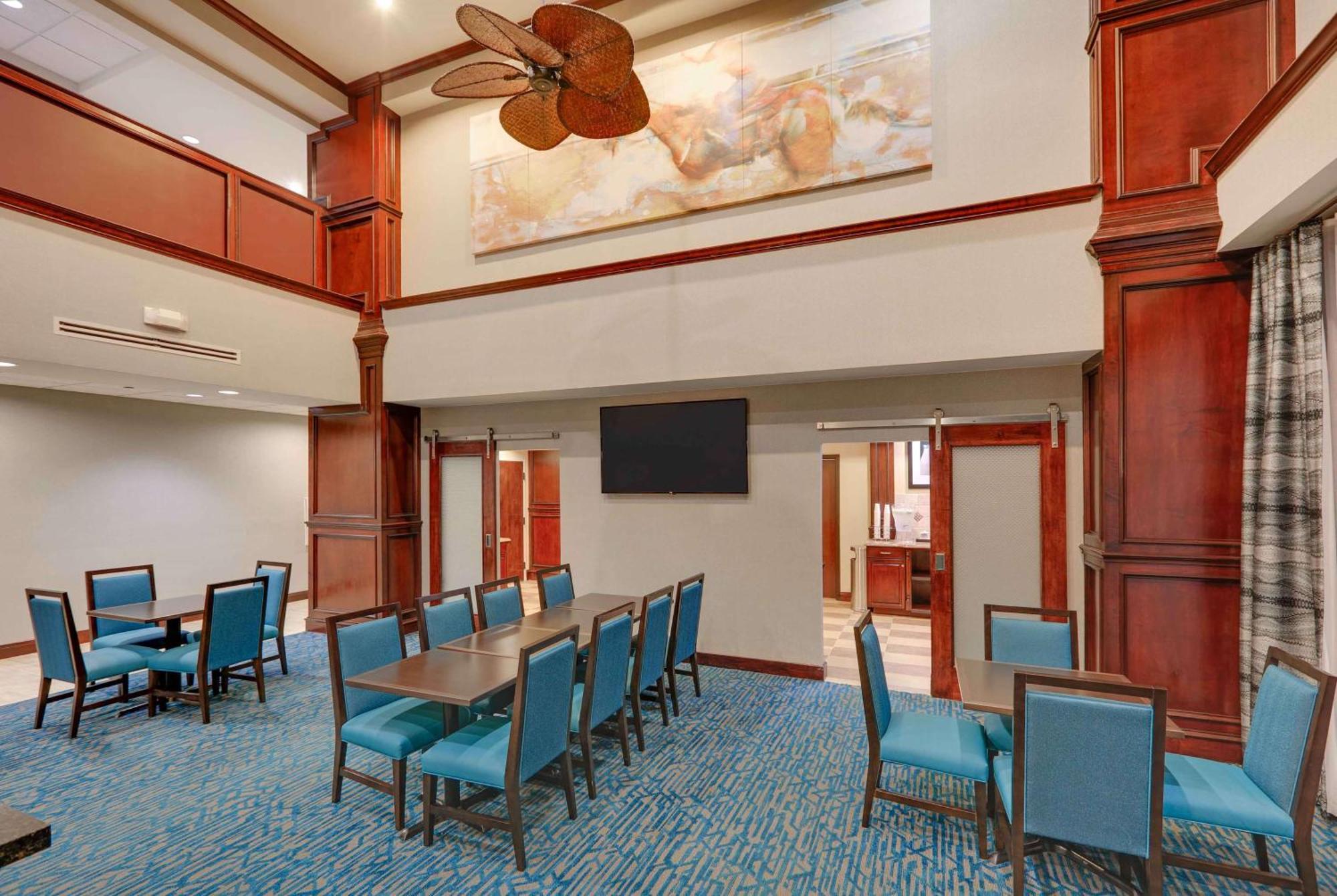 Hampton Inn & Suites Dallas-Arlington-South Zewnętrze zdjęcie