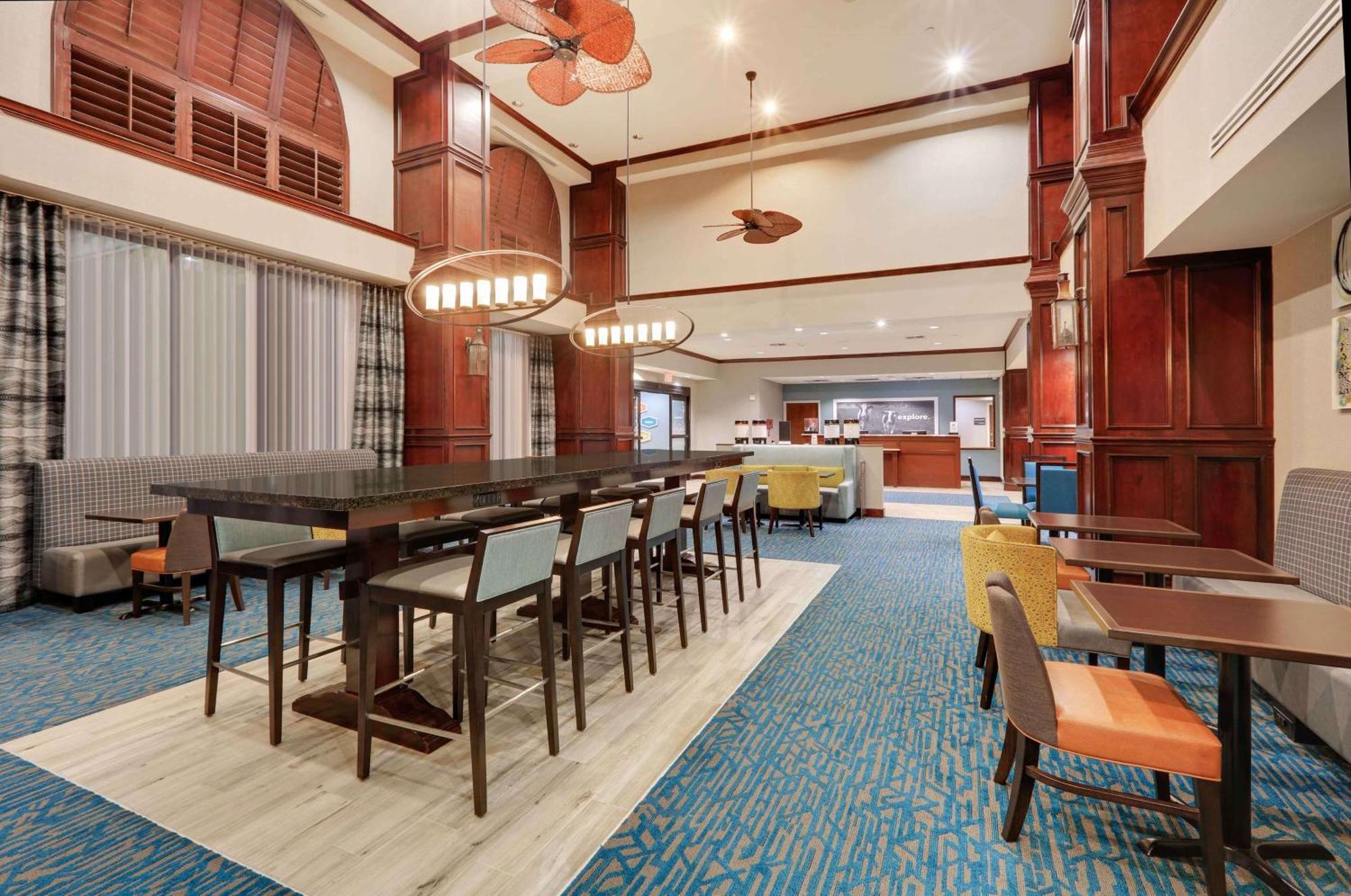 Hampton Inn & Suites Dallas-Arlington-South Zewnętrze zdjęcie